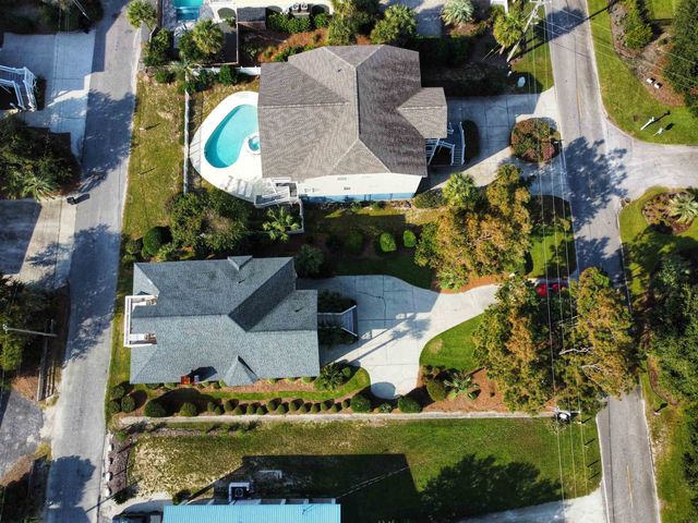 758 Parker Dr., Pawleys Island, SC 29585