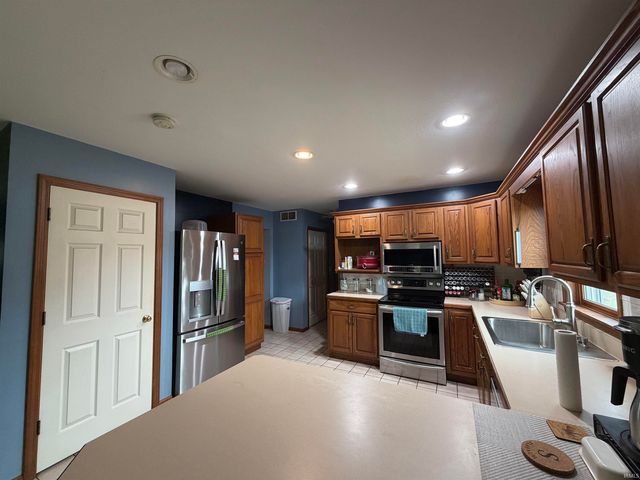 57792 Pendleton Drive, Elkhart, IN 46517