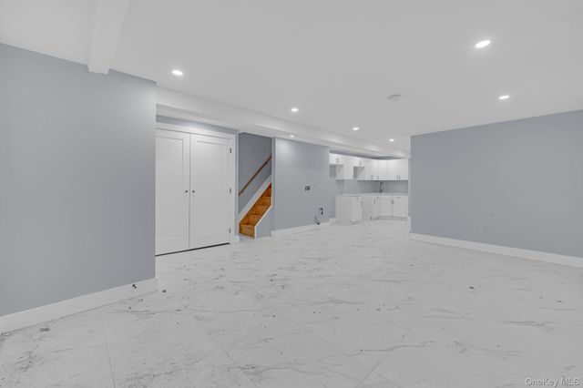 1852 Amethyst Street, Bronx, NY 10462