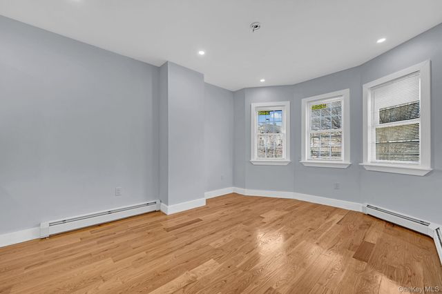 1852 Amethyst Street, Bronx, NY 10462