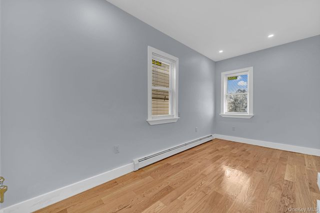 1852 Amethyst Street, Bronx, NY 10462