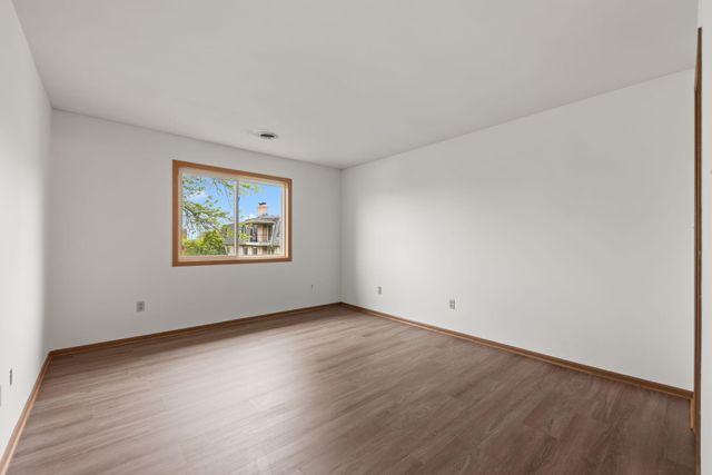 1720 Homan Drive 202, Schererville, IN 46375