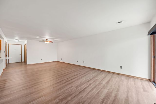 1720 Homan Drive 202, Schererville, IN 46375