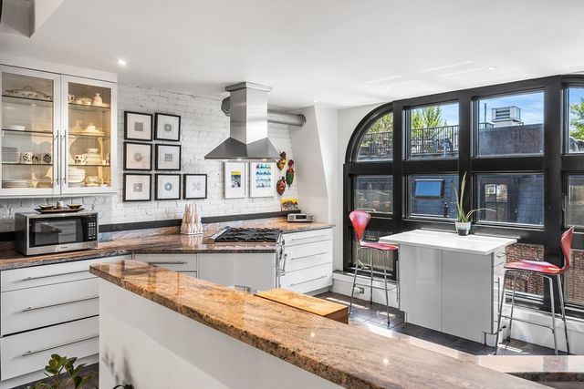 74 Appleton St 4, Boston, MA 02116