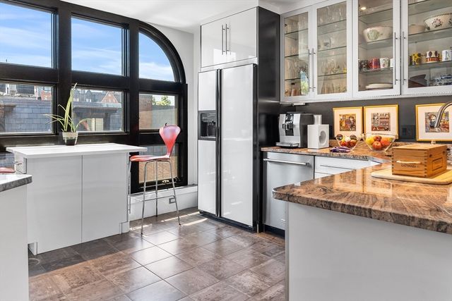 74 Appleton St 4, Boston, MA 02116