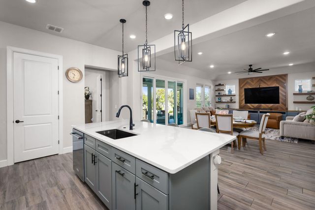 438 Playing Cypress DR, San Marcos, TX 78666