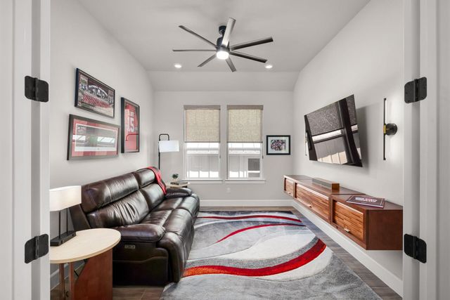 438 Playing Cypress DR, San Marcos, TX 78666