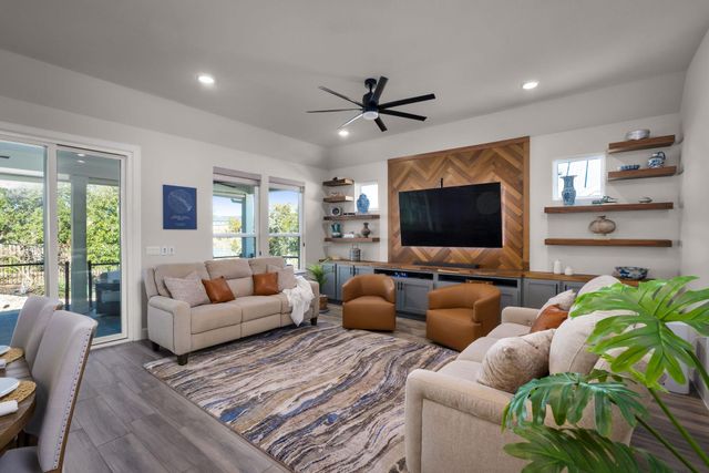 438 Playing Cypress DR, San Marcos, TX 78666