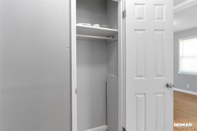 8246 Montreal Drive, St Louis, MO 63132