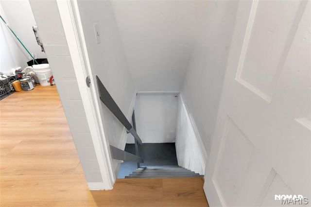 8246 Montreal Drive, St Louis, MO 63132