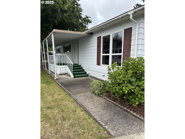1475 GREEN ACRES Rd 41, Eugene, OR 97408