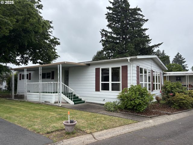 1475 GREEN ACRES Rd 41, Eugene, OR 97408