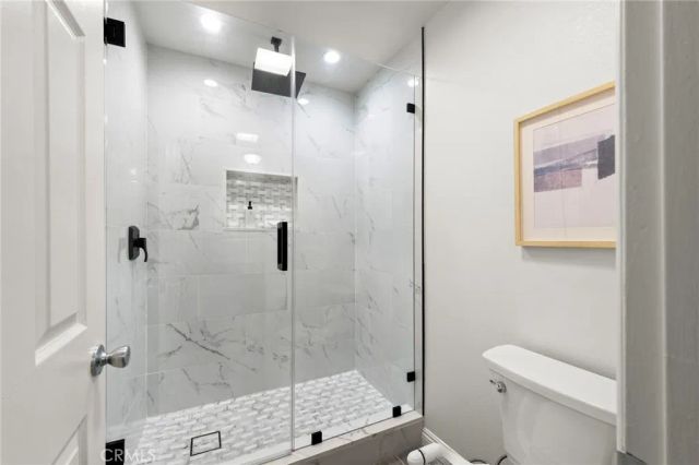 2424 S Gaffey 101, San Pedro, CA 90731