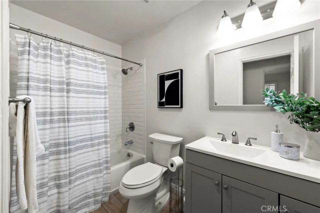 2424 S Gaffey 101, San Pedro, CA 90731