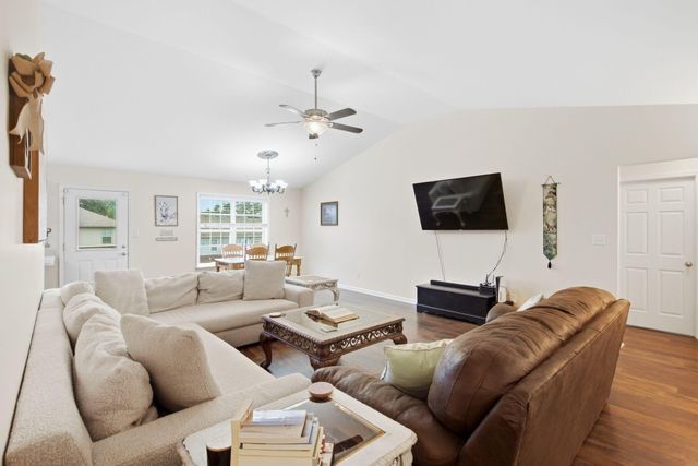165 Meridian Way, Richmond, KY 40475
