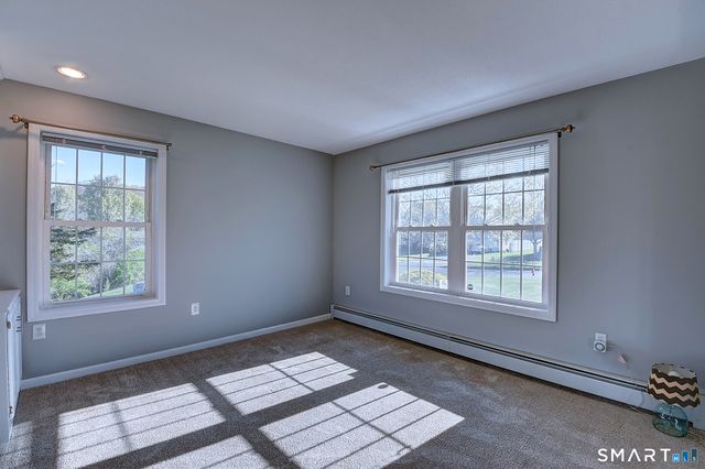 67 Ridgeview Crossing, Newington, CT 06111
