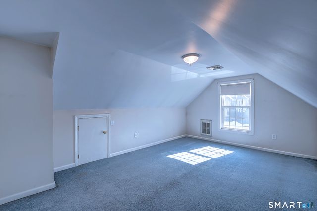67 Ridgeview Crossing, Newington, CT 06111