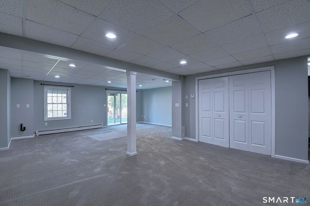67 Ridgeview Crossing, Newington, CT 06111