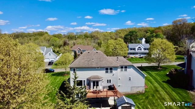 67 Ridgeview Crossing, Newington, CT 06111