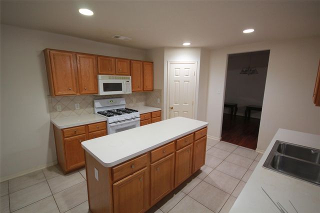19055 Village Maple Court, Houston, TX 77084