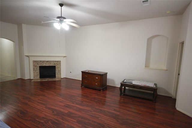 19055 Village Maple Court, Houston, TX 77084