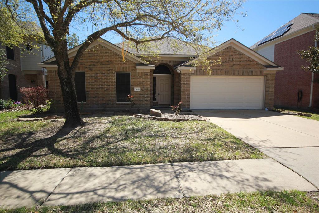 19055 Village Maple Court, Houston, TX 77084
