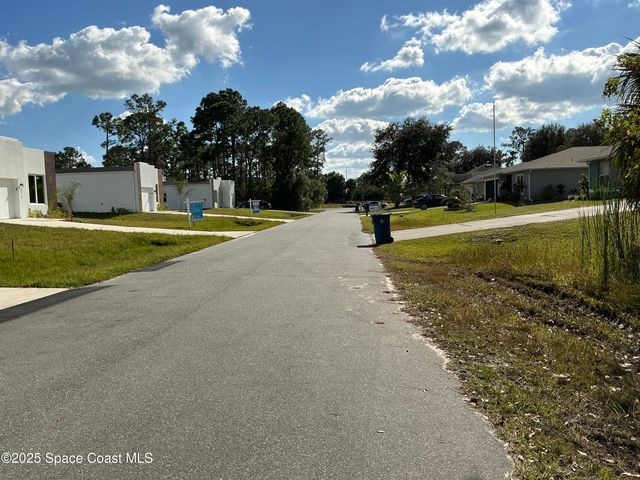 3266 Slama Avenue SE, Palm Bay, FL 32909
