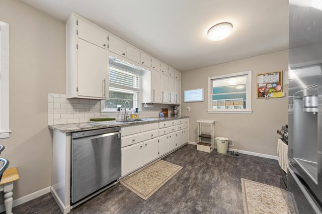 614 Lower Johnson Circle, Saint Peter, MN 56082