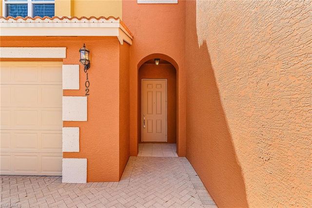 7000 Bergamo WAY 102, Fort Myers, FL 33966