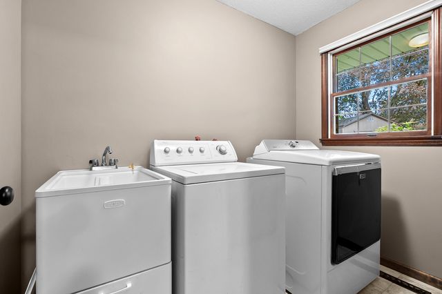 1447 Oak Terrace, Lincoln Twp, MI 49085
