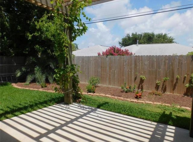 5510 Teakwood Drive, Galveston, TX 77551