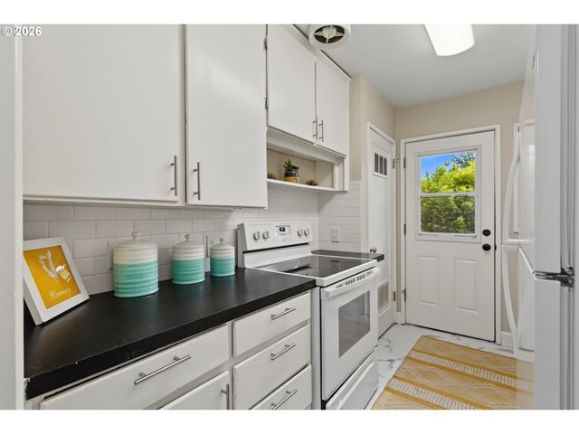 336 Ne 128TH Ave, Portland, OR 97230