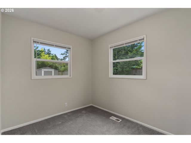 336 Ne 128TH Ave, Portland, OR 97230