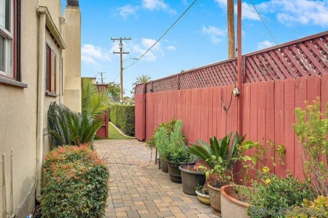 4797 Wilson Ave., San Diego, CA 92116