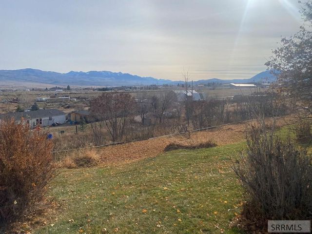 900 Challis Creek Road, Challis, ID 83226