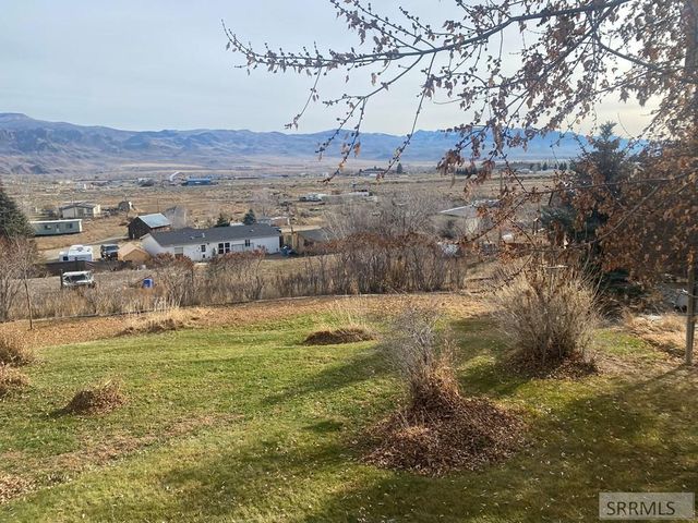 900 Challis Creek Road, Challis, ID 83226