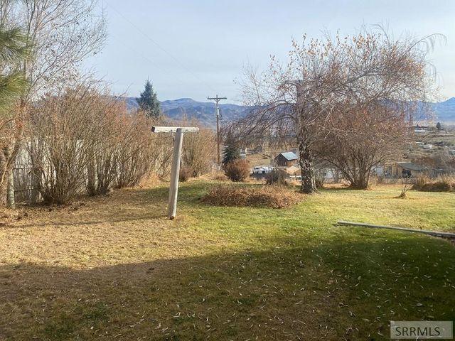 900 Challis Creek Road, Challis, ID 83226