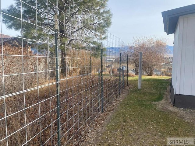900 Challis Creek Road, Challis, ID 83226
