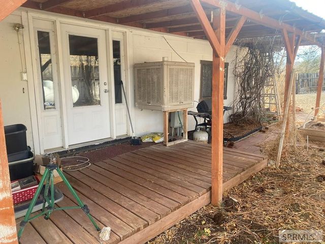 900 Challis Creek Road, Challis, ID 83226