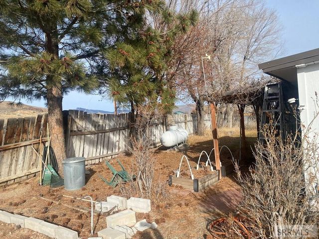 900 Challis Creek Road, Challis, ID 83226