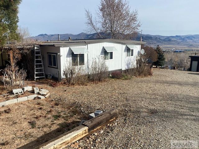 900 Challis Creek Road, Challis, ID 83226