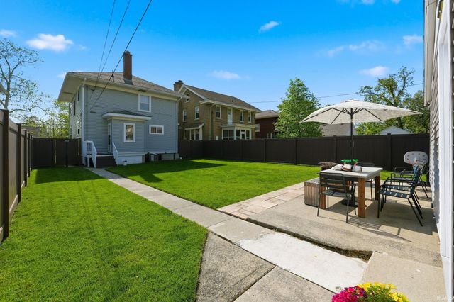 2515 N Anthony Boulevard, Fort Wayne, IN 46805