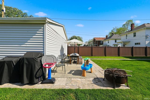 2515 N Anthony Boulevard, Fort Wayne, IN 46805