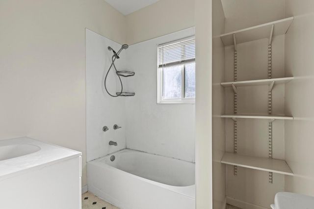 86 N Pacific St, Maxwell, CA 95955