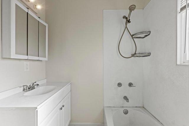 86 N Pacific St, Maxwell, CA 95955