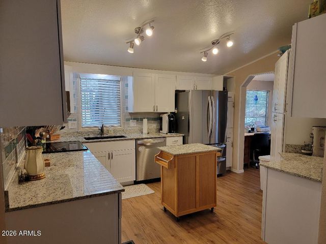 3727 N ILLINOIS Avenue, Florence, AZ 85132