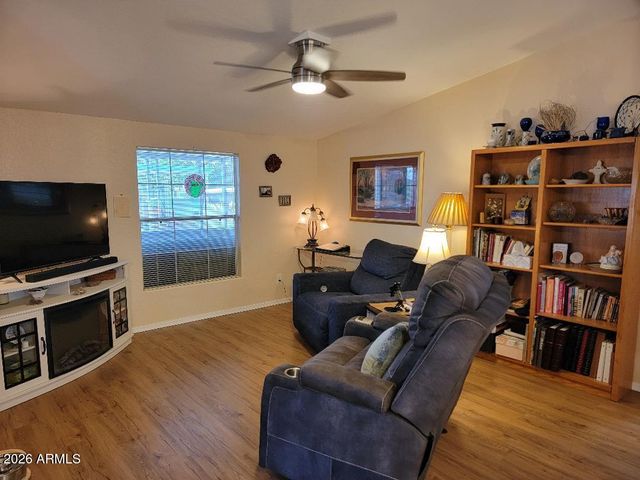 3727 N ILLINOIS Avenue, Florence, AZ 85132