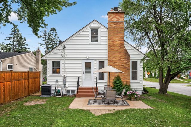 2856 Brunswick Avenue S, Saint Louis Park, MN 55416