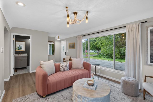 2856 Brunswick Avenue S, Saint Louis Park, MN 55416
