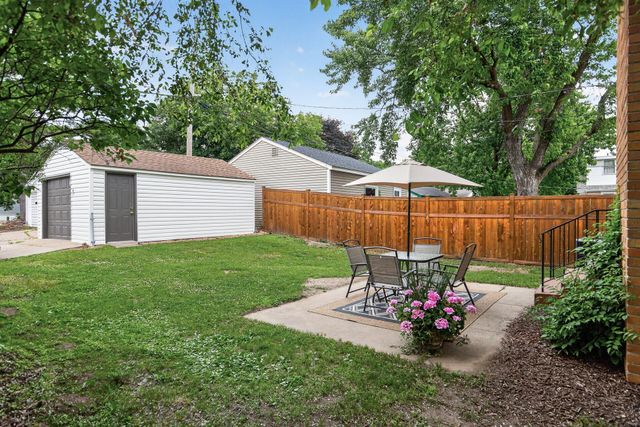 2856 Brunswick Avenue S, Saint Louis Park, MN 55416